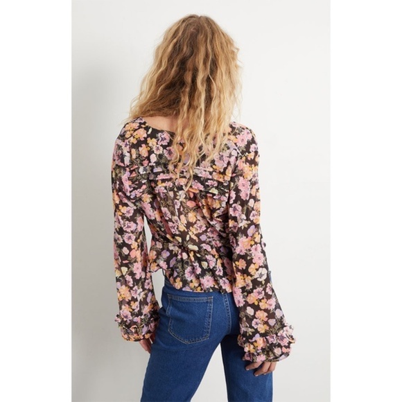 NWT New Free People Floral Cropped Ruffle Maybel Tie-Front Blouse Top Size XS - Picture 3 of 8